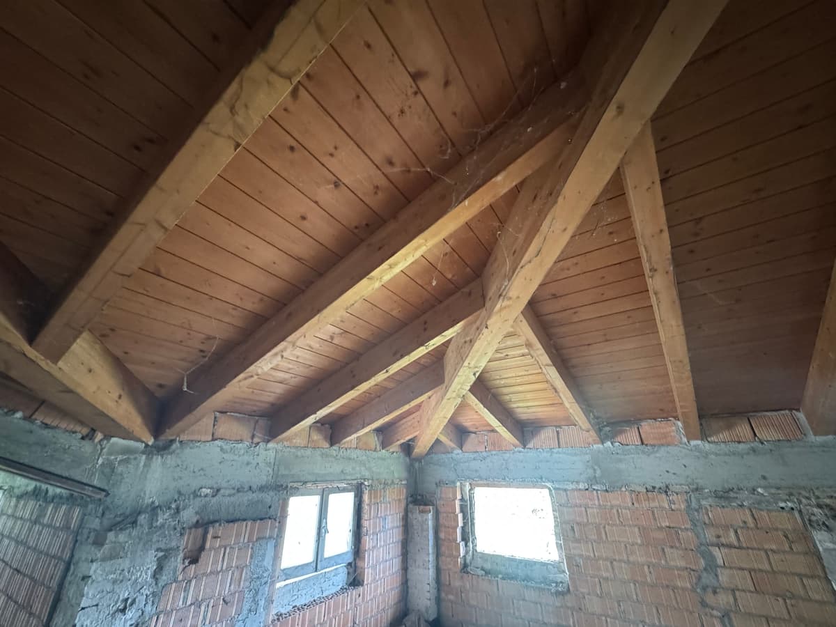 Altre foto — Villa storica con oratorio e torretta da restaurare a Gavassa