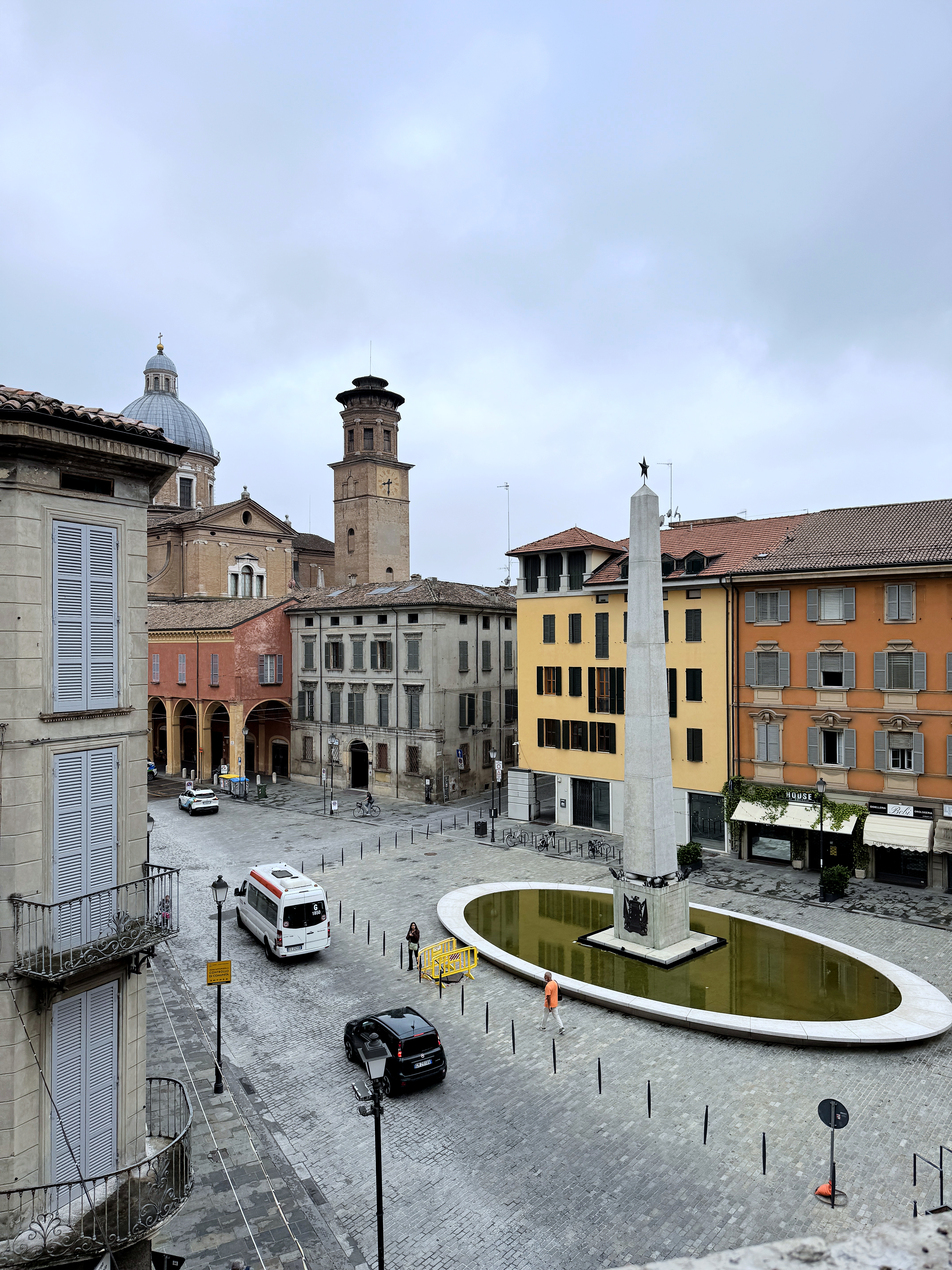 Rif. 470 — Palazzo Denaglia, Vista Piazza Prampolini