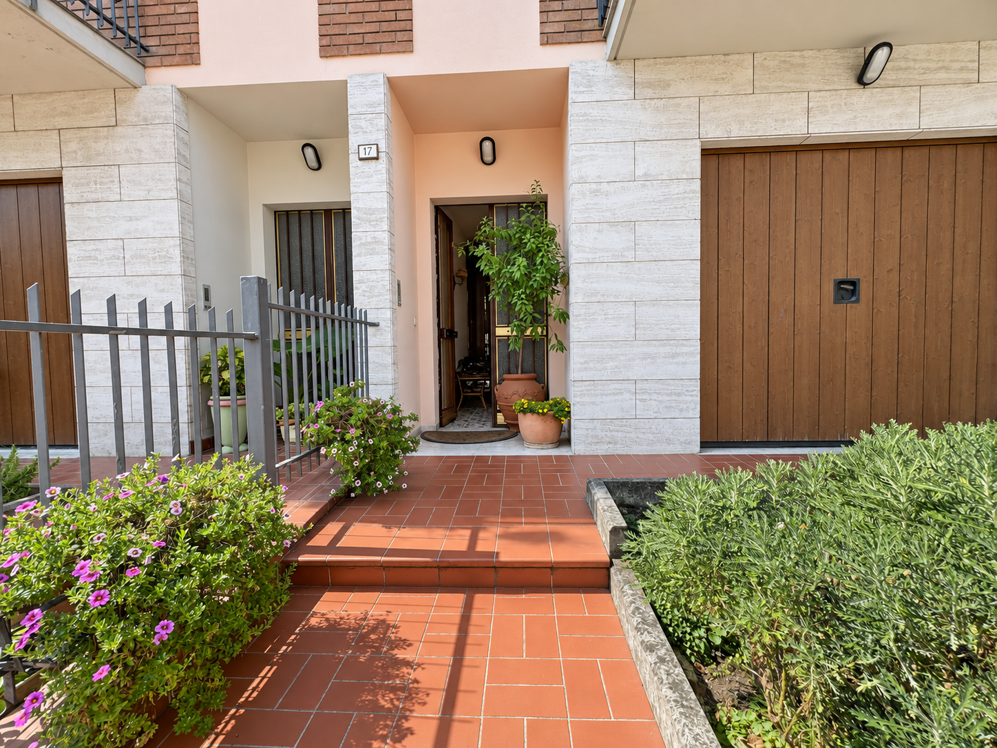Rif. 563 — Villa Verde